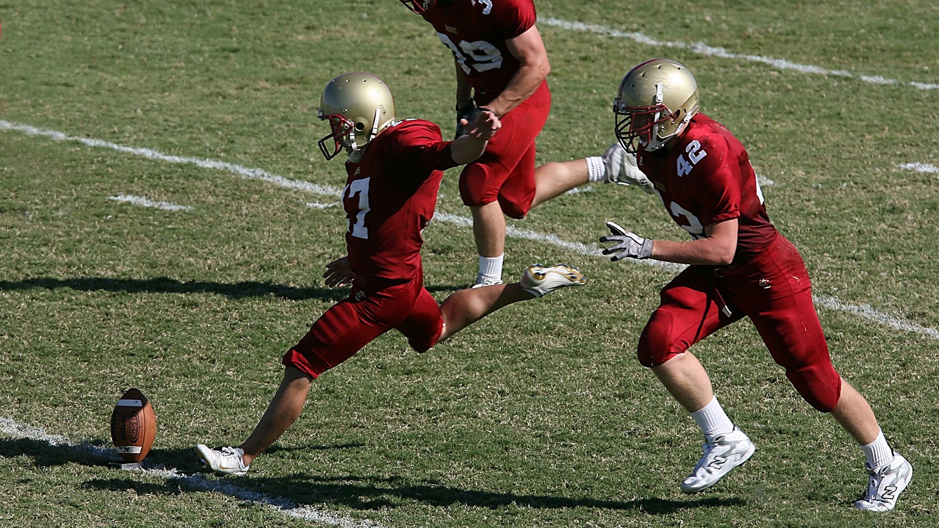 开云体育入口-足球广播栏目新增球员访谈专栏，足球播音员叫啥